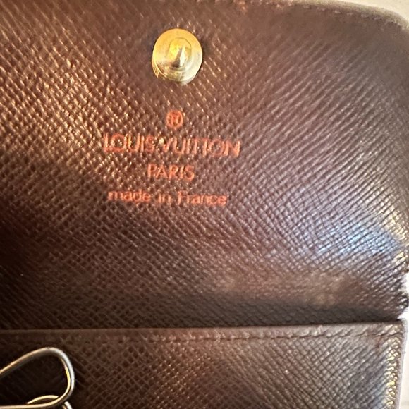 Louis Vuitton Canvas Damier 4 Key Holder - Picture 5 of 9